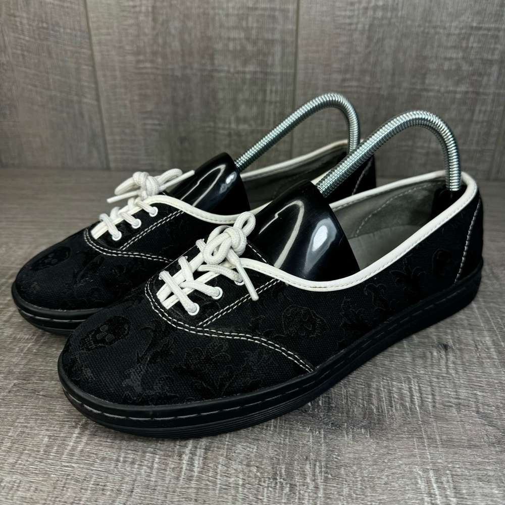 DR. DOC MARTENS Portobello Skull Head  Women's US 8/EU 39 Black Canvas Goth